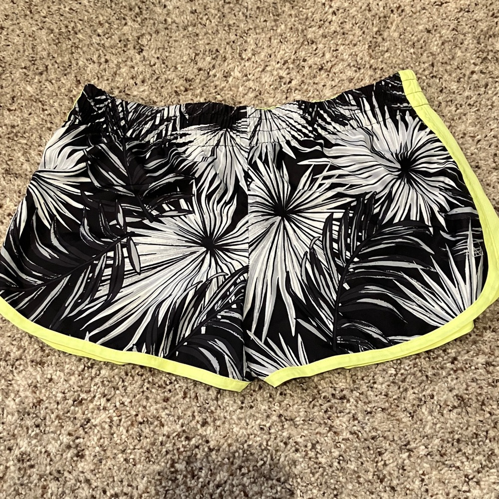 Material Girl Active Tropical Print Shorts Size Medium Neon Trim